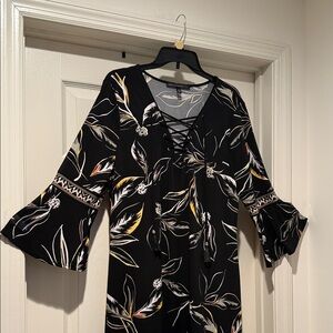 White House Black Market Black Floral Lace Tie Up VNeck Boho Dress BellSleeve XL